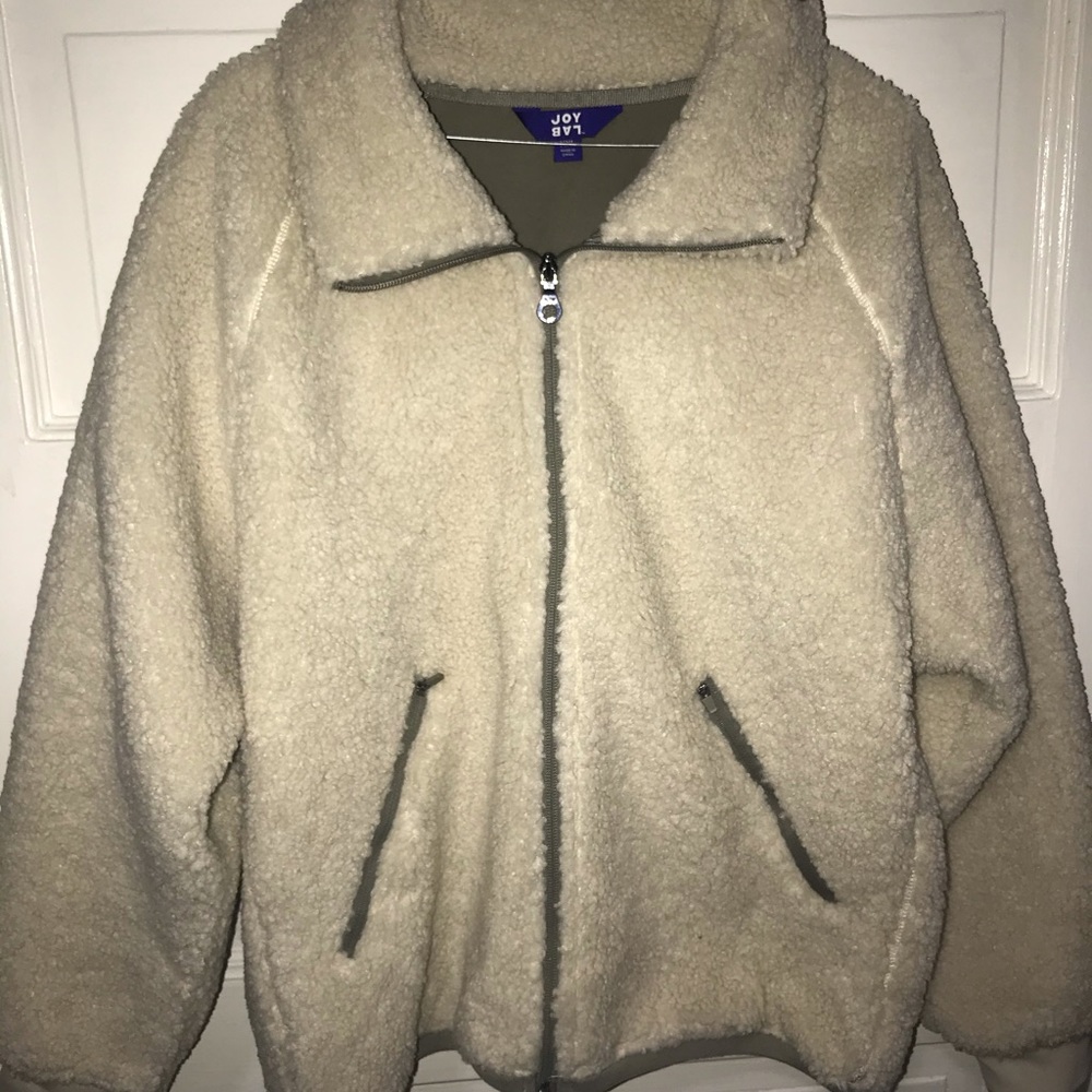 Cream Oversized Teddy jacket full zipped